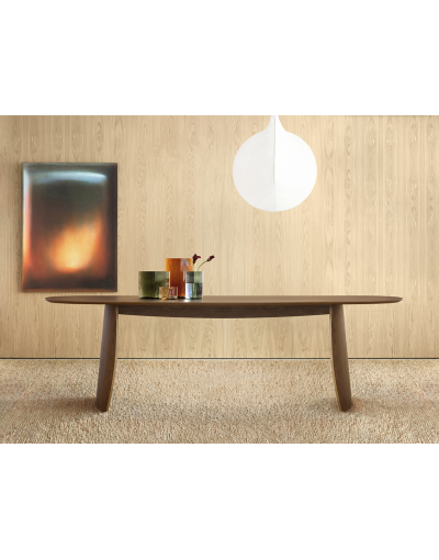 Mesa de comedor petal ovalada